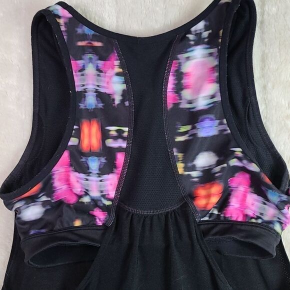 Athleta Freedom Supercharged Black Sport 2-in-1 Athletic Workout Tank Top XS 0/2 - Picture 7 of 8